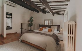 Luxury Private Home - City Center